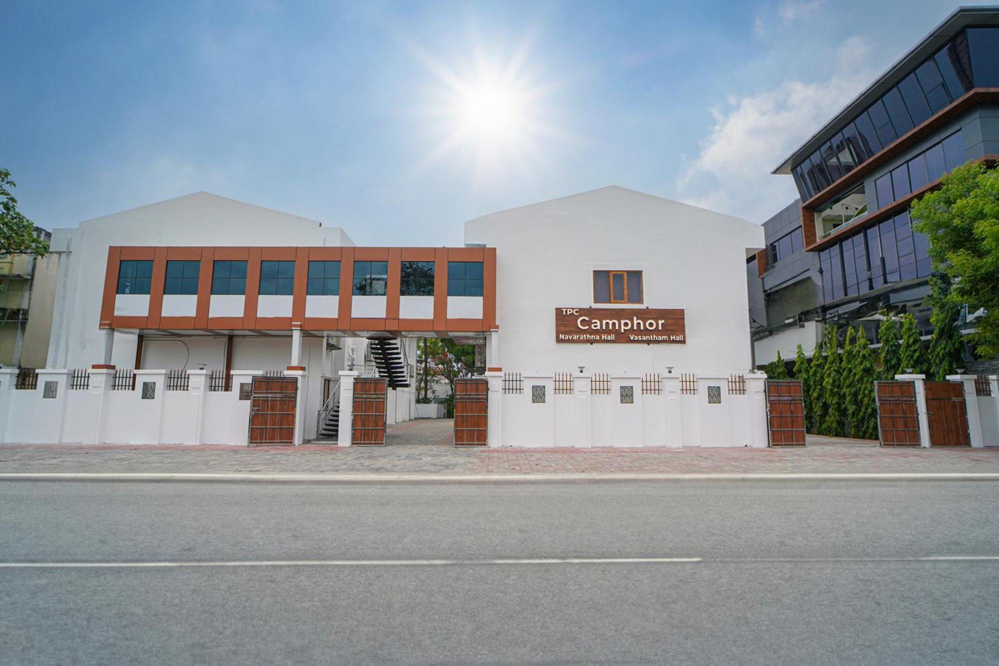 Готель Tpc Camphor Tiruchirappalli Екстер'єр фото